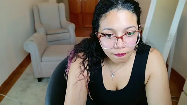 Snapshot of SelenaBlumX chatting on 25, 1, 2025 SelenaBlumX online show from 25, 1, 2025