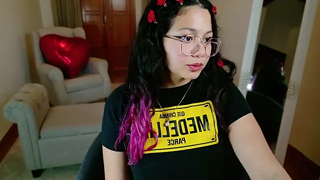 Snapshot of SelenaBlumX chatting on 28, 2, 2025 SelenaBlumX online show from 28, 2, 2025