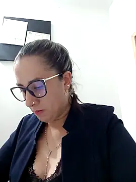 Snapshot of CHARLOTTE_1711 chatting on 29, 1, 2025 CHARLOTTE 1711 online show from 29, 1, 2025