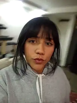 Snapshot of juli_love11 chatting on 25, 1, 2025 juli love11 online show from 25, 1, 2025