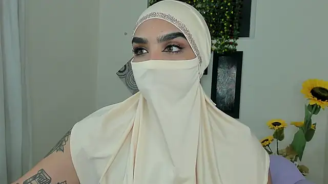 Snapshot of Maissa_Alabi chatting on 12, 9, 2025 Maissa Alabi online show from 12, 9, 2025