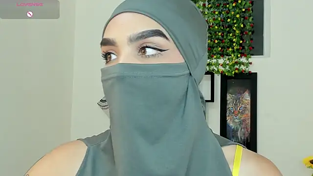 Snapshot of Maissa_Alabi chatting on 7, 10, 2025 Maissa Alabi online show from 7, 10, 2025