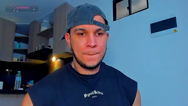 Snapshot of austinoficial chatting on 25, 5, 2026 austinoficial online show from 25, 5, 2026