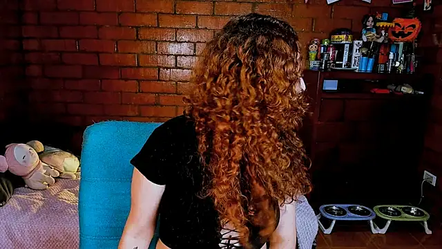 Annycolin  online show from 9, 3, 2026