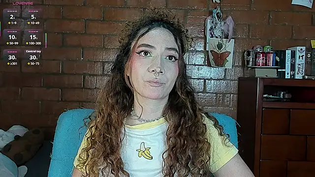 Snapshot of Annycolin_ chatting on 15, 6, 2026 Annycolin online show from 15, 6, 2026