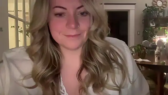 Snapshot of girlnextdoorjoelle chatting on 12, 1, 2025 girlnextdoorjoelle online show from 12, 1, 2025