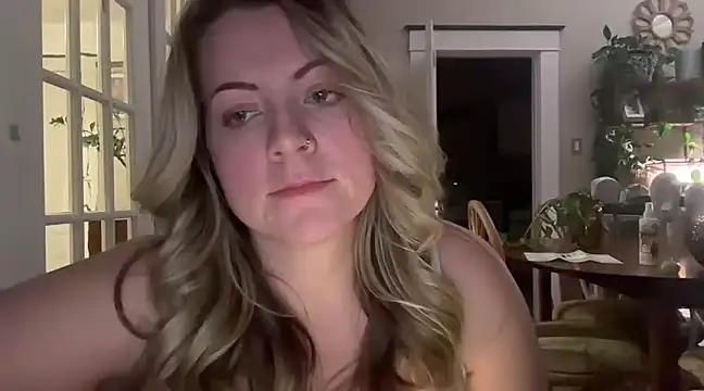 Snapshot of girlnextdoorjoelle chatting on 12, 1, 2025 girlnextdoorjoelle online show from 12, 1, 2025