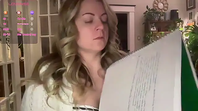 Snapshot of girlnextdoorjoelle chatting on 28, 1, 2025 girlnextdoorjoelle online show from 28, 1, 2025