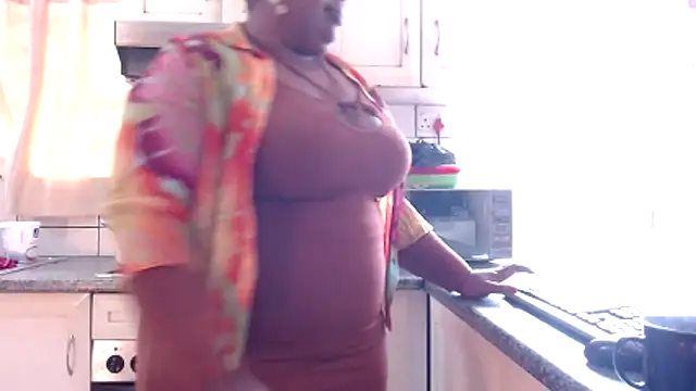 Snapshot of omalicha98 chatting on 26, 11, 2025 omalicha98 online show from 26, 11, 2025