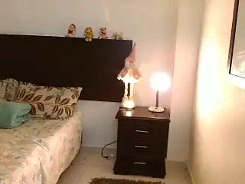 Snapshot of Aurrorasweet chatting on 11, 2, 2025 Aurrorasweet online show from 11, 2, 2025