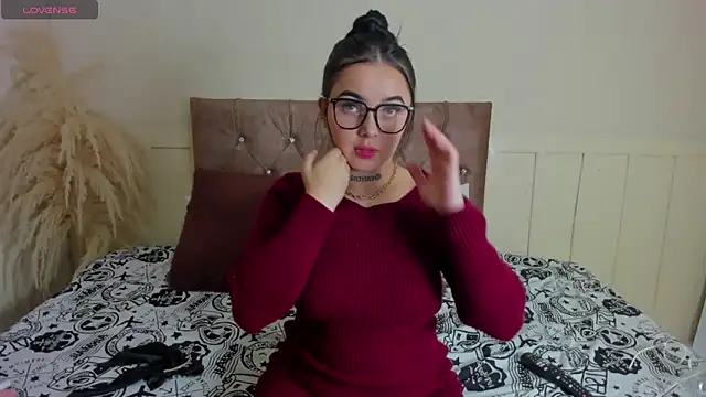 Snapshot of Natashawool1 chatting on 6, 2, 2025 Natashawool1 online show from 6, 2, 2025