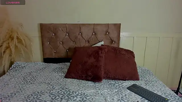 Snapshot of Natashawool1 chatting on 25, 2, 2025 Natashawool1 online show from 25, 2, 2025