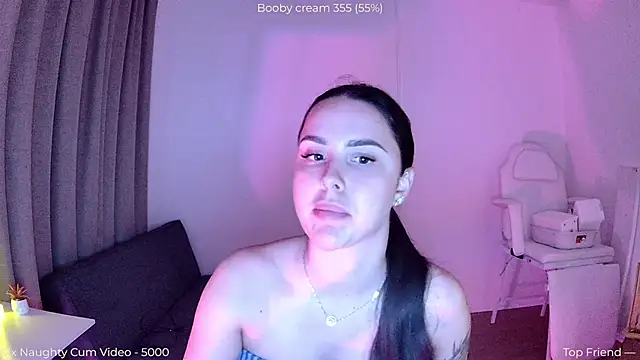 Snapshot of NaomiiMoon chatting on 1, 6, 2026 NaomiiMoon online show from 1, 6, 2026