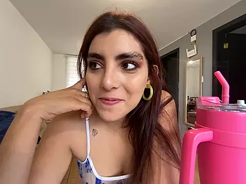 Snapshot of MartinaSooler chatting on 9, 3, 2025 MartinaSooler online show from 9, 3, 2025