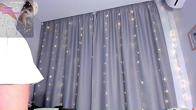 Snapshot of dontouchmyass chatting on 26, 2, 2025 dontouchmyass online show from 26, 2, 2025