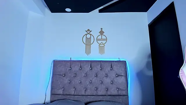 BrigitteRoy  online show from 27, 2, 2025