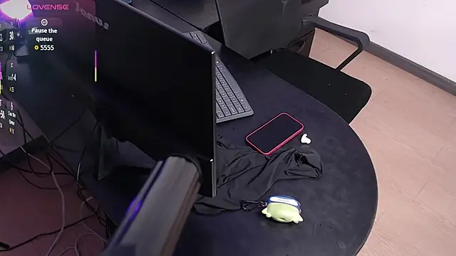 esmeralda-bk online show from 25, 2, 2026