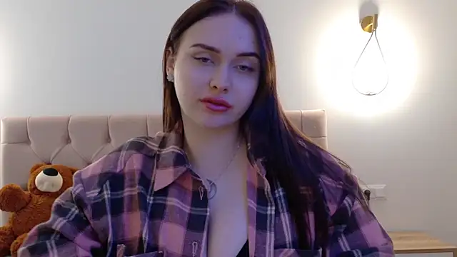 Lilliana Moon online show from 19, 3, 2025