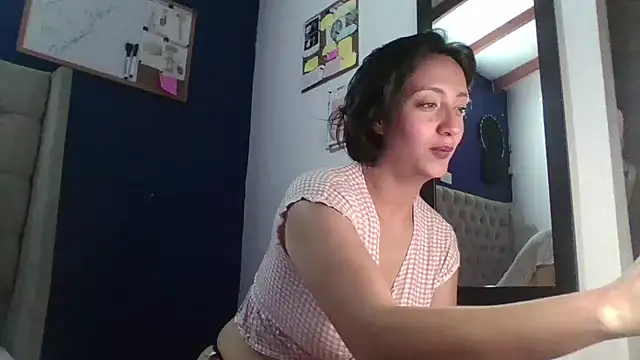 Snapshot of Girasolh2709 chatting on 19, 9, 2025 Girasolh2709 online show from 19, 9, 2025
