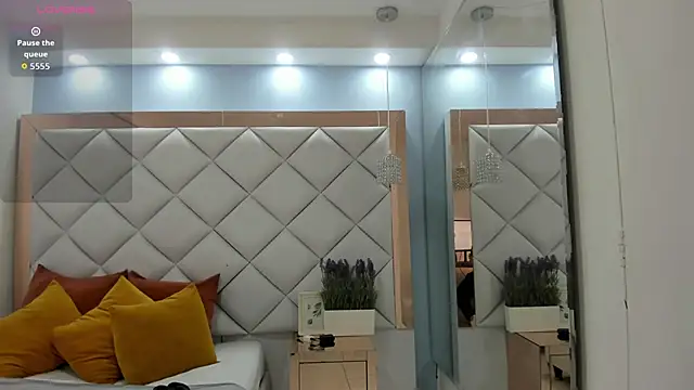 carla woods online show from 11, 9, 2025