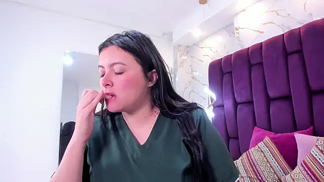 carla woods online show from 24, 9, 2025