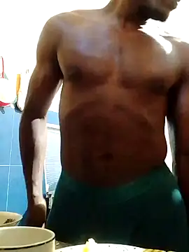 Snapshot of Elnegro28 chatting on 4, 3, 2025 Elnegro28 online show from 4, 3, 2025
