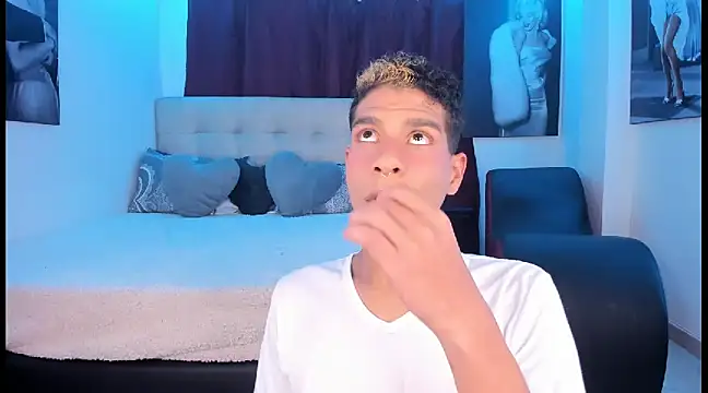 Ethan Boyy online show from 6, 2, 2025