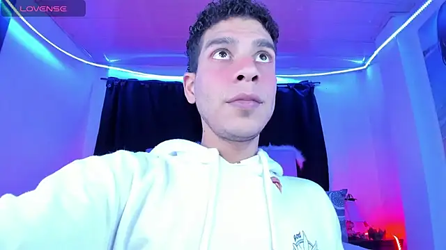 Ethan Boyy online show from 11, 4, 2026