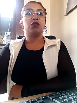 AnonymousGirl online show from 13, 10, 2025