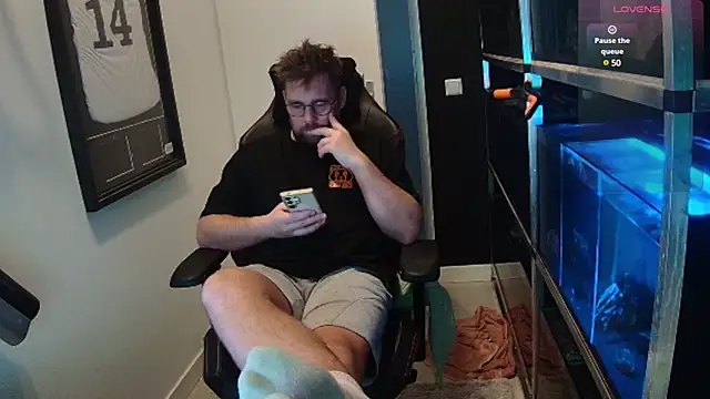 justinitt online show from 27, 2, 2025