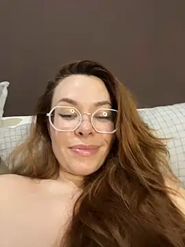 Kelley Allie online show from 11, 2, 2026