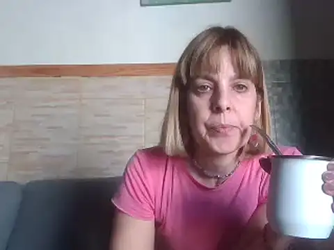 Snapshot of bhianca123 chatting on 20, 1, 2025 bhianca123 online show from 20, 1, 2025