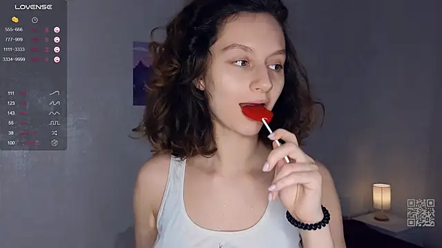 Snapshot of Leya_Curly chatting on 2, 3, 2025 Leya Curly online show from 2, 3, 2025