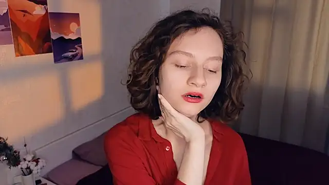 Snapshot of Leya_Curly chatting on 15, 3, 2025 Leya Curly online show from 15, 3, 2025