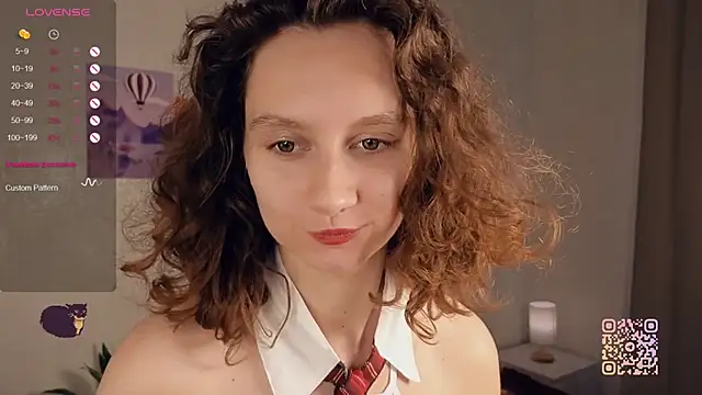 Snapshot of Leya_Curly chatting on 15, 9, 2025 Leya Curly online show from 15, 9, 2025