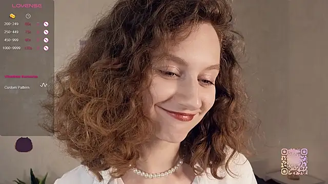 Snapshot of Leya_Curly chatting on 22, 9, 2025 Leya Curly online show from 22, 9, 2025