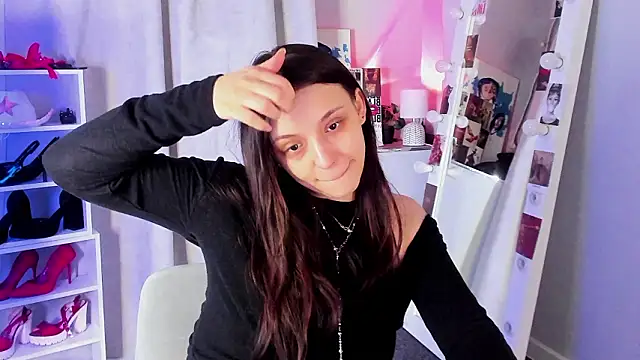 Snapshot of Sahara_Shields chatting on 3, 2, 2026 Sahara Shields online show from 3, 2, 2026