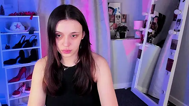 Snapshot of Sahara_Shields chatting on 19, 2, 2026 Sahara Shields online show from 19, 2, 2026