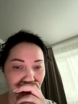 Kiss My Body online show from 16, 10, 2025