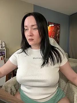 Kiss My Body online show from 14, 4, 2026