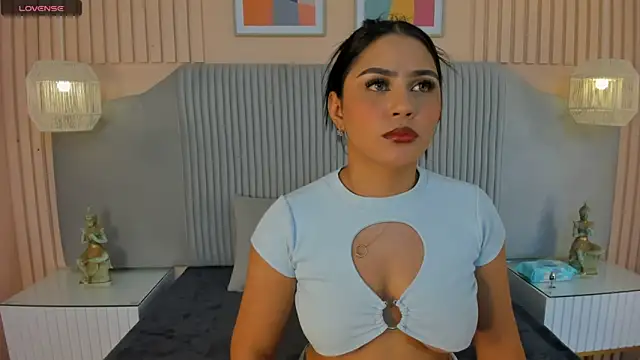 Snapshot of janna_lopez_ chatting on 5, 2, 2025 janna lopez online show from 5, 2, 2025
