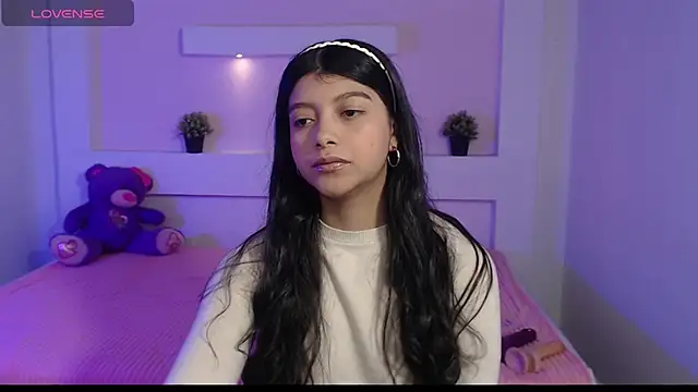 Snapshot of IslaBlaze chatting on 1, 3, 2025 IslaBlaze online show from 1, 3, 2025
