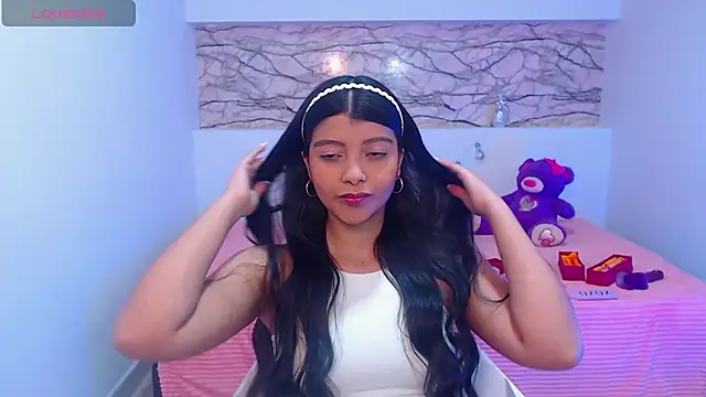Snapshot of IslaBlaze chatting on 2, 3, 2025 IslaBlaze online show from 2, 3, 2025