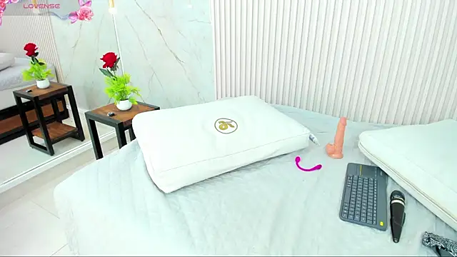 pocahontas pow online show from 20, 2, 2025