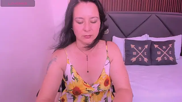 emmily taylor  online show from 10, 3, 2025