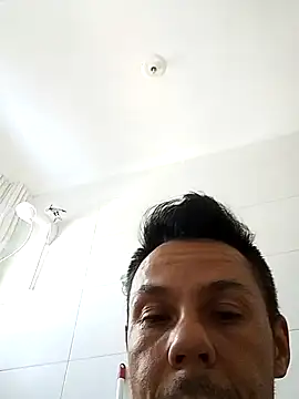 Santanacumxplod online show from 14, 1, 2025