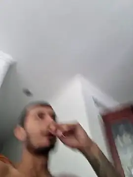 Snapshot of DrakeVega chatting on 3, 2, 2025 DrakeVega online show from 3, 2, 2025