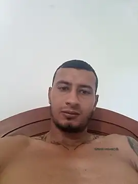 Snapshot of DrakeVega chatting on 2, 3, 2025 DrakeVega online show from 2, 3, 2025