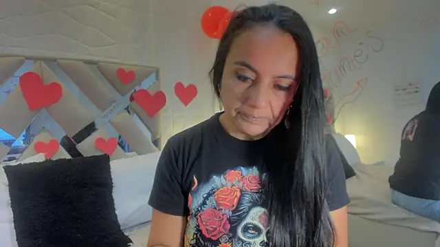 Snapshot of raquell_moore chatting on 15, 2, 2025 raquell moore online show from 15, 2, 2025