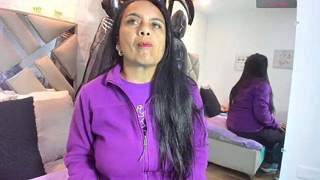 raquell moore online show from 13, 10, 2025